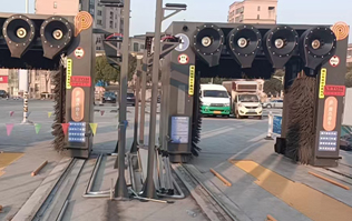 環(huán)保節(jié)水效率高！兩臺林頓龍門往復(fù)式全自動洗車機(jī)即將竣工！