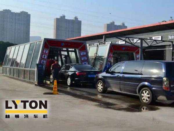 全自動(dòng)洗車機(jī)設(shè)備——加油站、洗車店青睞！車友喜愛！Why？