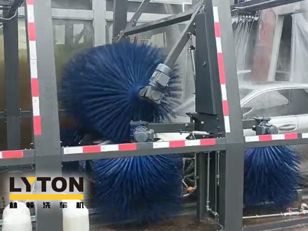 用戶對比，還得林頓FX11全自動洗車機！常州南門石化配置洗車設備記！“品質·交付”只為不負客戶所托！
